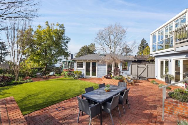 6254 Girvin Drive, Oakland, CA 94611