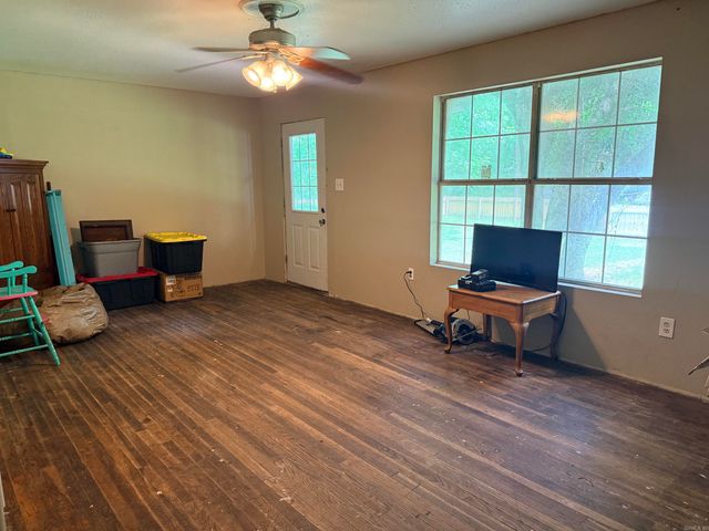 677 Snyder Road, Arkadelphia, AR 71923