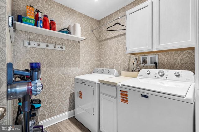 1102 LENAPE LN, Conshohocken, PA 19428