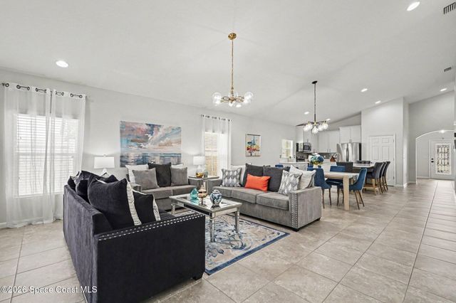 970 Dillard Drive SE, Palm Bay, FL 32909
