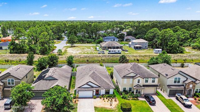 970 Dillard Drive SE, Palm Bay, FL 32909