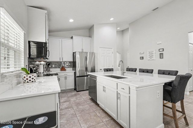 970 Dillard Drive SE, Palm Bay, FL 32909