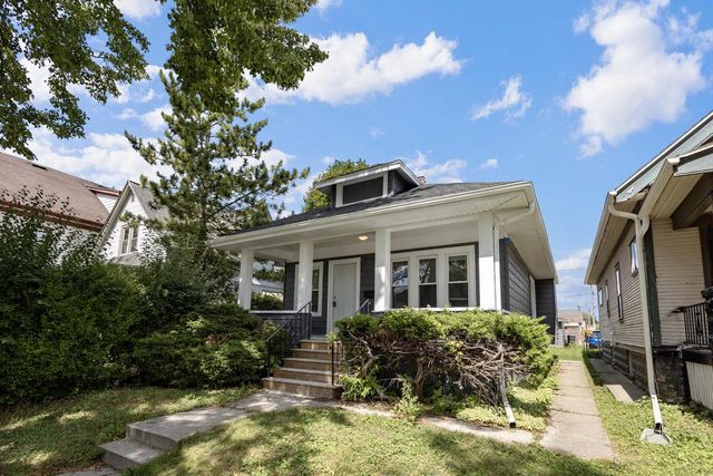 5720 W Rogers STREET, West Allis, WI 53219