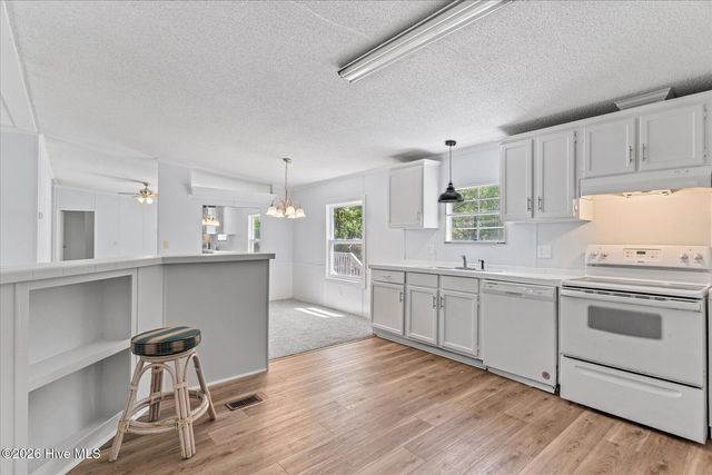 507 Mulligan Way SE, Bolivia, NC 28422