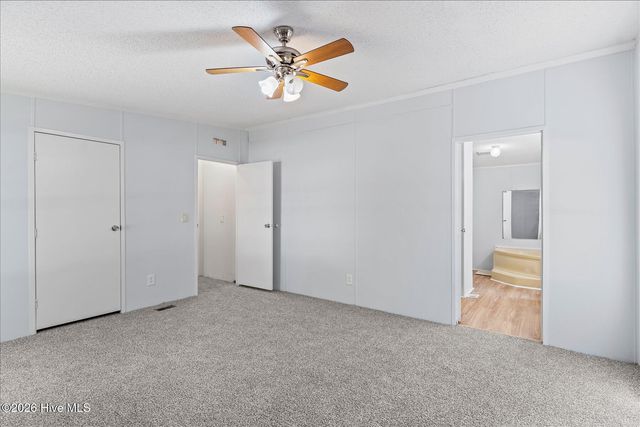 507 Mulligan Way SE, Bolivia, NC 28422