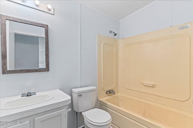 507 Mulligan Way SE, Bolivia, NC 28422