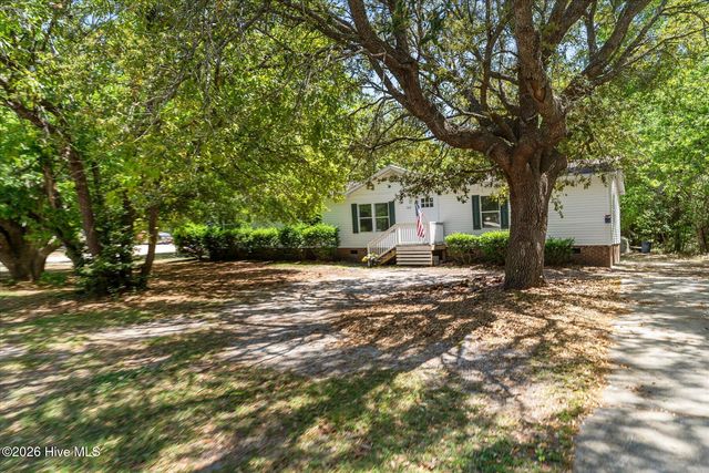507 Mulligan Way SE, Bolivia, NC 28422