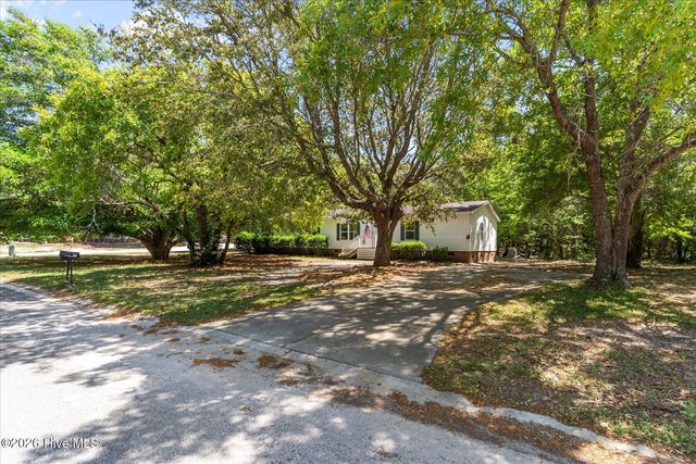 507 Mulligan Way SE, Bolivia, NC 28422