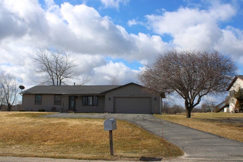 1547 Track Iron Trail, Gladwin, MI 48624