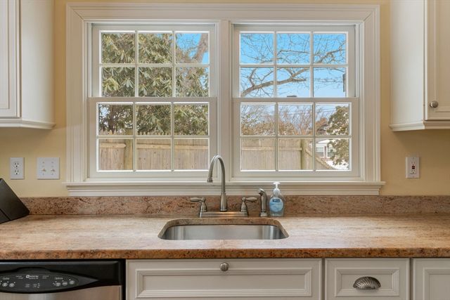 140 Sixth Avenue, Barnstable, MA 02672