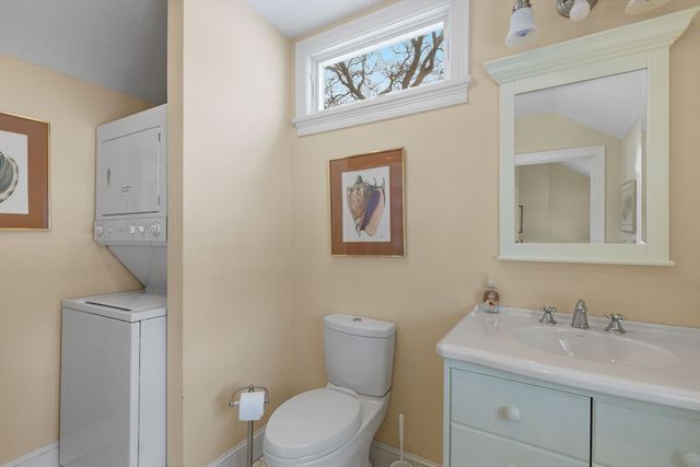 140 Sixth Avenue, Barnstable, MA 02672