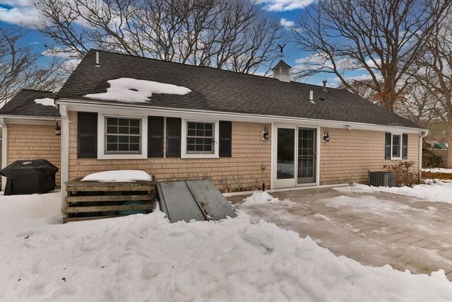 140 Sixth Avenue, Barnstable, MA 02672