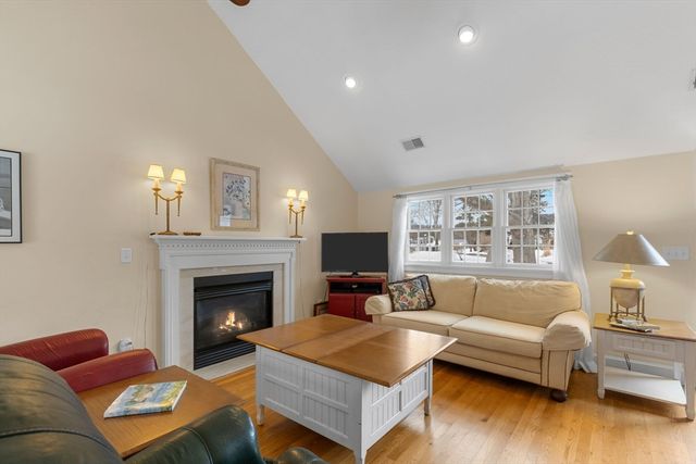 140 Sixth Avenue, Barnstable, MA 02672