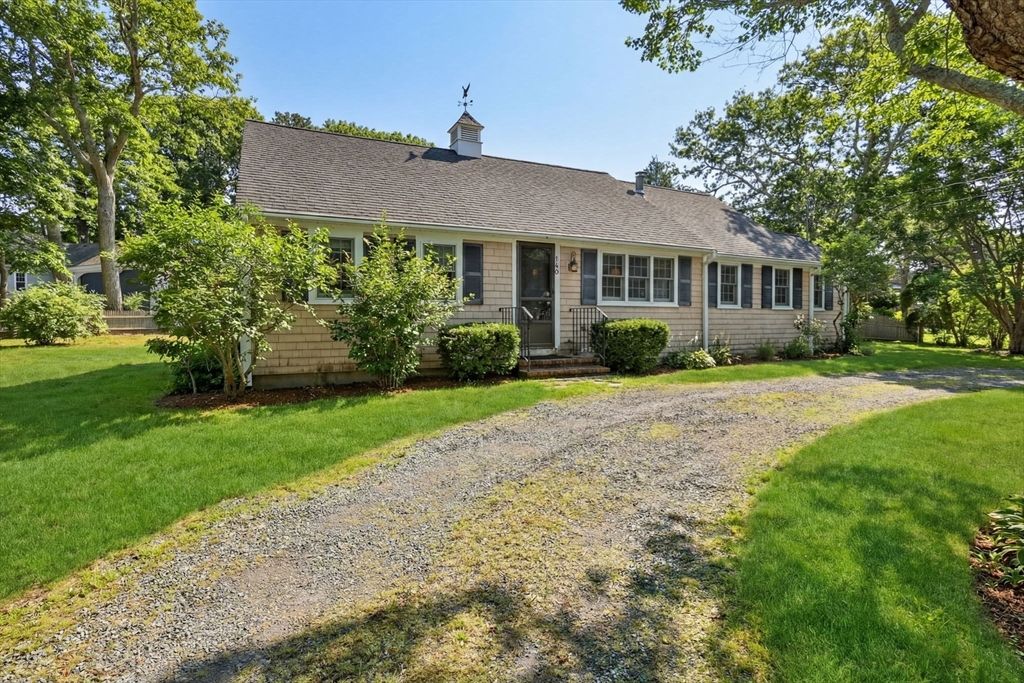 140 Sixth Avenue, Barnstable, MA 02672