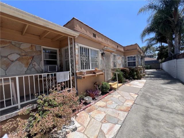 1726 W 83rd, Los Angeles, CA 90047