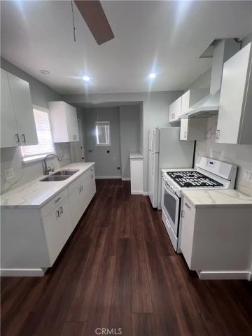 1726 W 83rd, Los Angeles, CA 90047