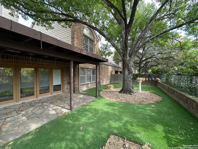 8103 N New Braunfels Ave Apt 10, San Antonio, TX 78209