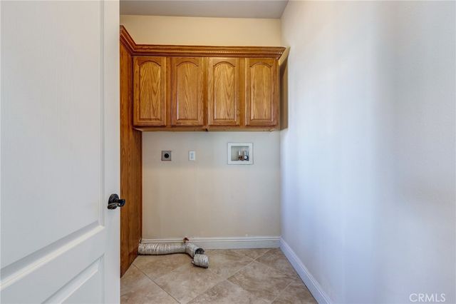 18724 Danbury, Hesperia, CA 92345