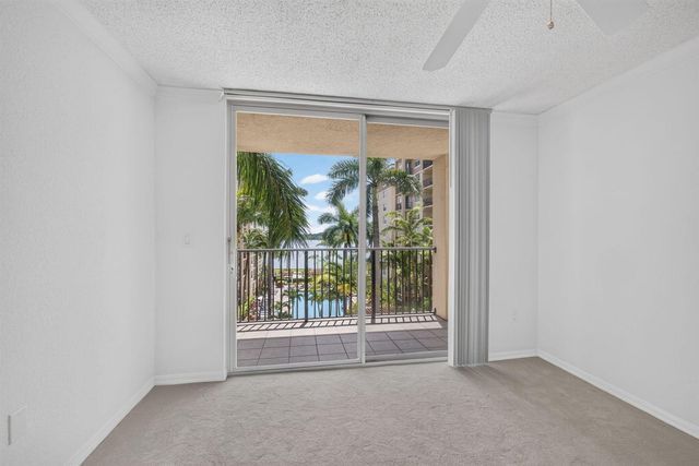 1801 N Flagler Drive 519, West Palm Beach, FL 33407