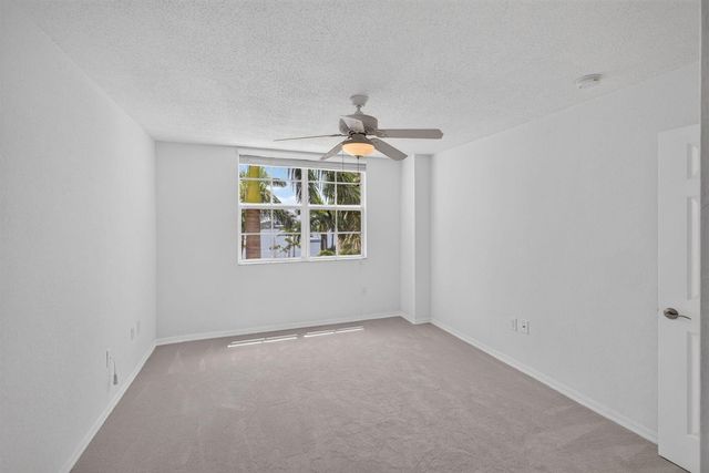 1801 N Flagler Drive 519, West Palm Beach, FL 33407
