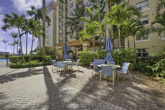 1801 N Flagler Drive 519, West Palm Beach, FL 33407