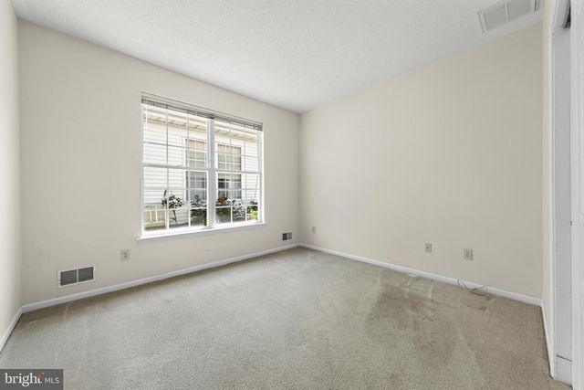108 ROBIN LN, Barnegat, NJ 08005