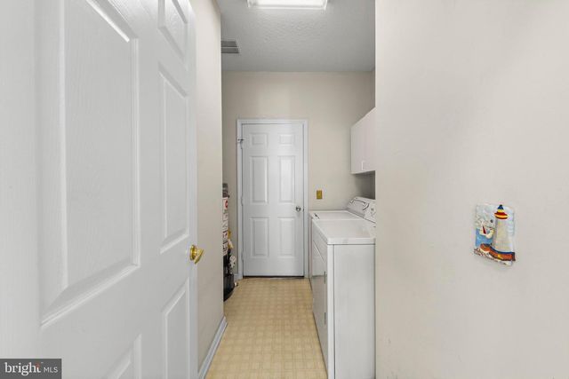 108 ROBIN LN, Barnegat, NJ 08005