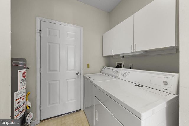 108 ROBIN LN, Barnegat, NJ 08005