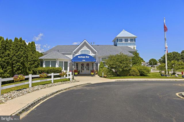 108 ROBIN LN, Barnegat, NJ 08005