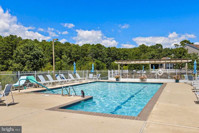 108 ROBIN LN, Barnegat, NJ 08005