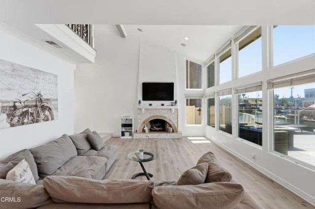 2355 Peninsula Road, Oxnard, CA 93035