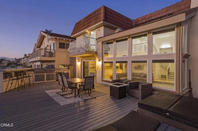 2355 Peninsula Road, Oxnard, CA 93035