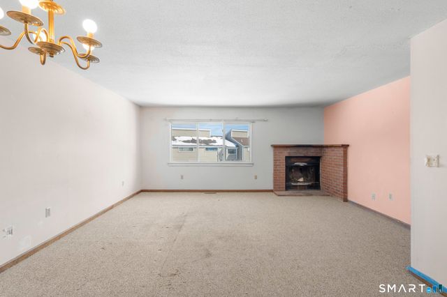 221 Monticello Drive 221, Branford, CT 06405