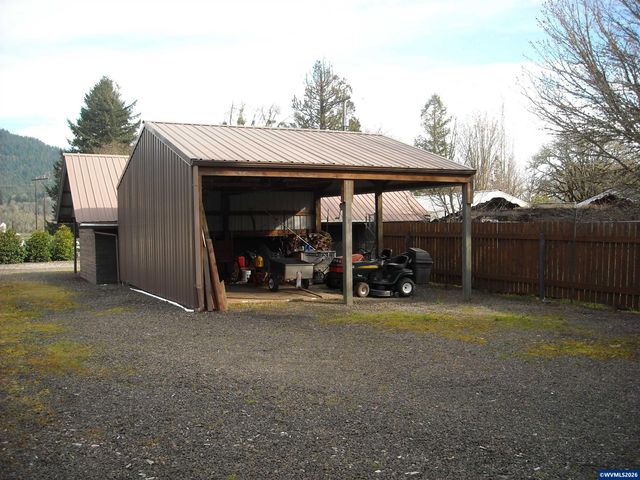 4850 NW Crescent Valley Dr, Corvallis, OR 97330
