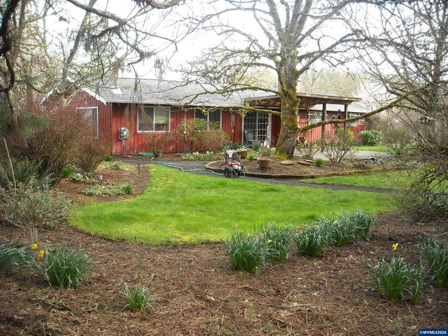 4850 NW Crescent Valley Dr, Corvallis, OR 97330