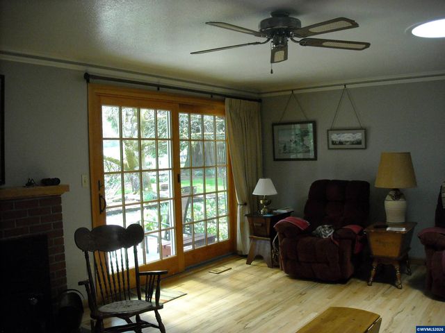 4850 NW Crescent Valley Dr, Corvallis, OR 97330