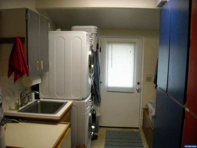 4850 NW Crescent Valley Dr, Corvallis, OR 97330