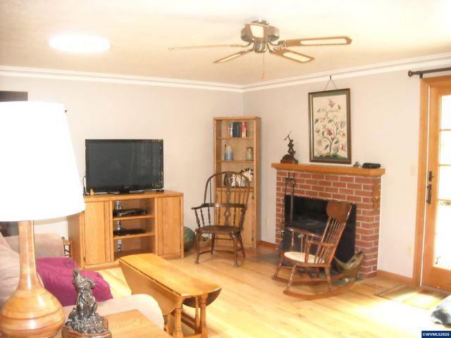 4850 NW Crescent Valley Dr, Corvallis, OR 97330