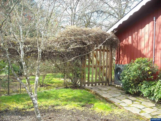 4850 NW Crescent Valley Dr, Corvallis, OR 97330