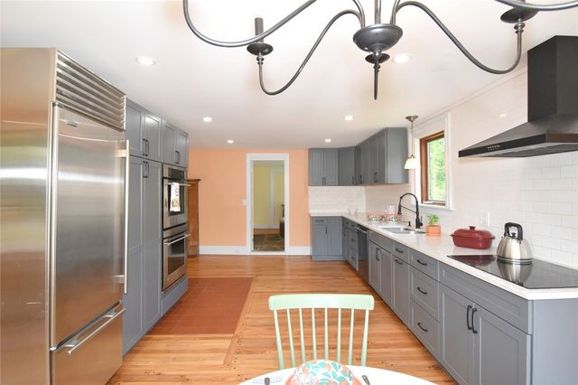 259 Green Hill Beach Road, South Kingstown, RI 02879