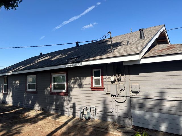 19317 E Parlier Avenue, Reedley, CA 93654