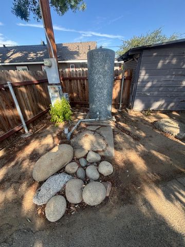19317 E Parlier Avenue, Reedley, CA 93654