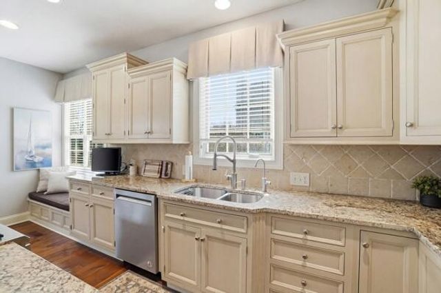 5992 Trafalgar Court, Dublin, OH 43016