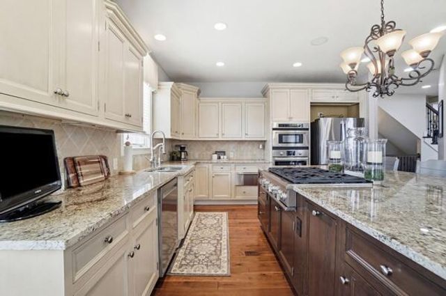 5992 Trafalgar Court, Dublin, OH 43016