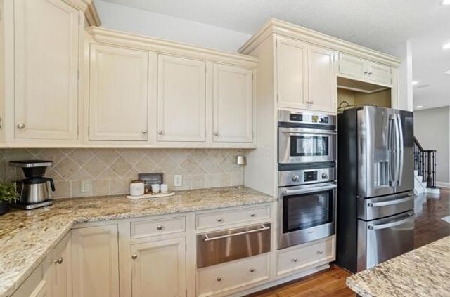 5992 Trafalgar Court, Dublin, OH 43016