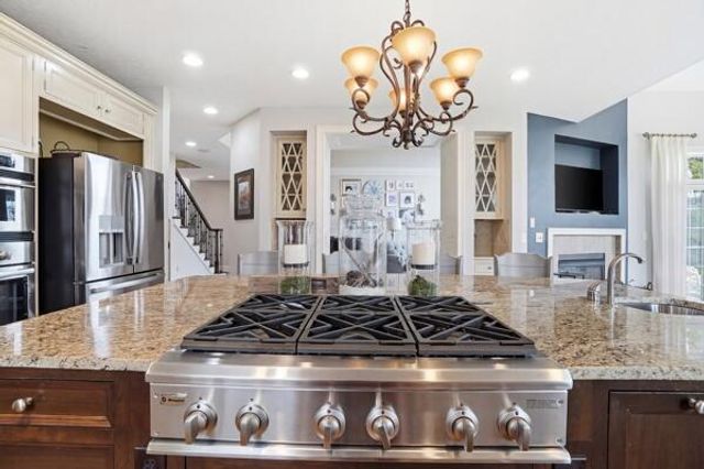 5992 Trafalgar Court, Dublin, OH 43016