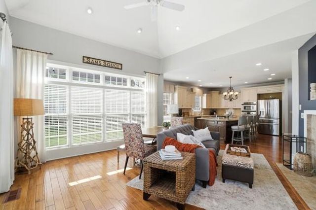 5992 Trafalgar Court, Dublin, OH 43016