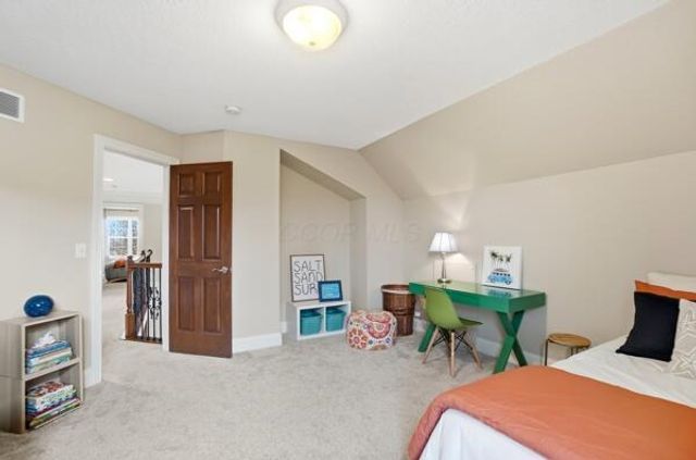 5992 Trafalgar Court, Dublin, OH 43016