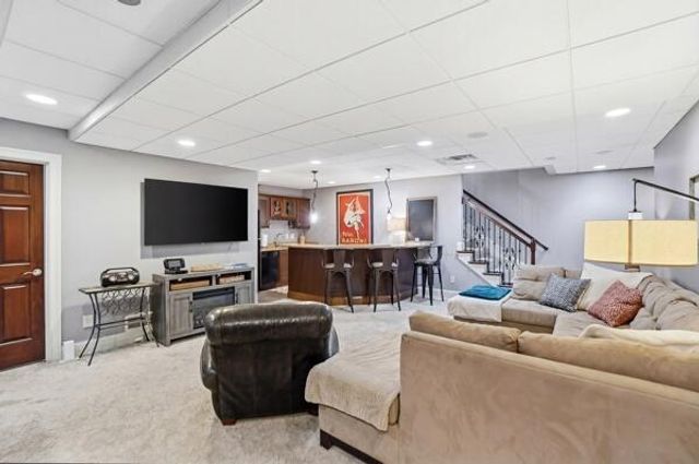 5992 Trafalgar Court, Dublin, OH 43016