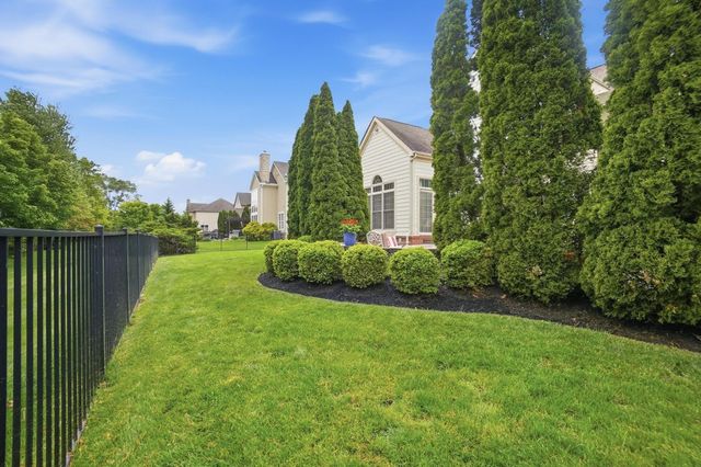5992 Trafalgar Court, Dublin, OH 43016